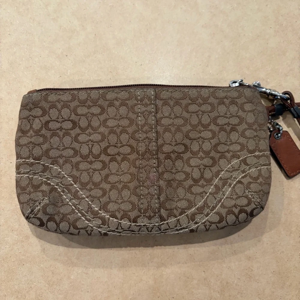 Coach Y2K Signature Canvas Soho Wristlet - Picture 2 of 8